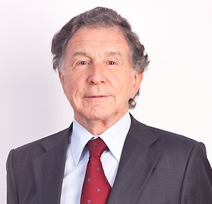 Irarrázabal Covarrubias, Jaime (Ex-Profesor Asociado)