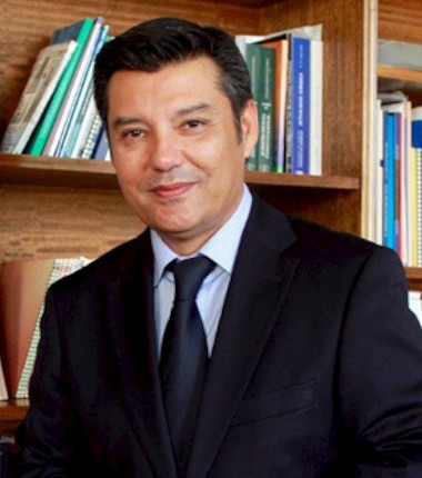 Melis Valencia, Christian