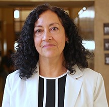 Salinas Fernández, Ema